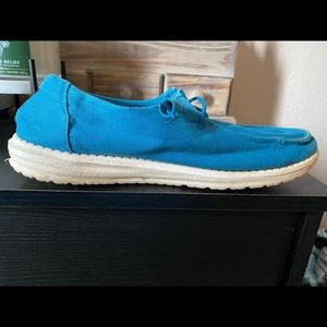 turquoise/aqua hey dudes